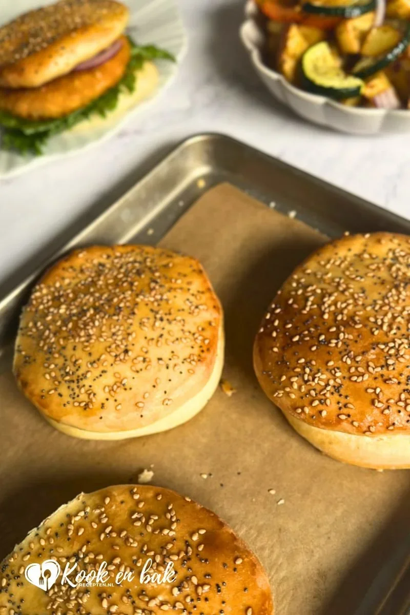 hamburgerbroodjes maken www.kookenbakrecepten.nl image
