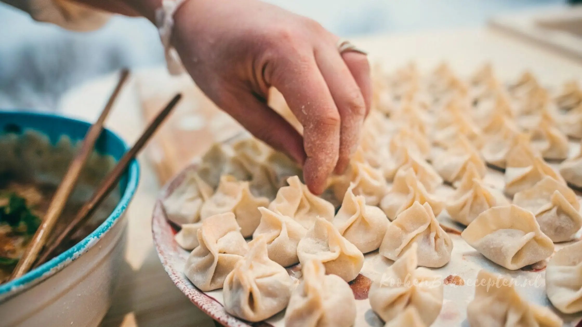 Jiaozi maken Chinese dumplings recept