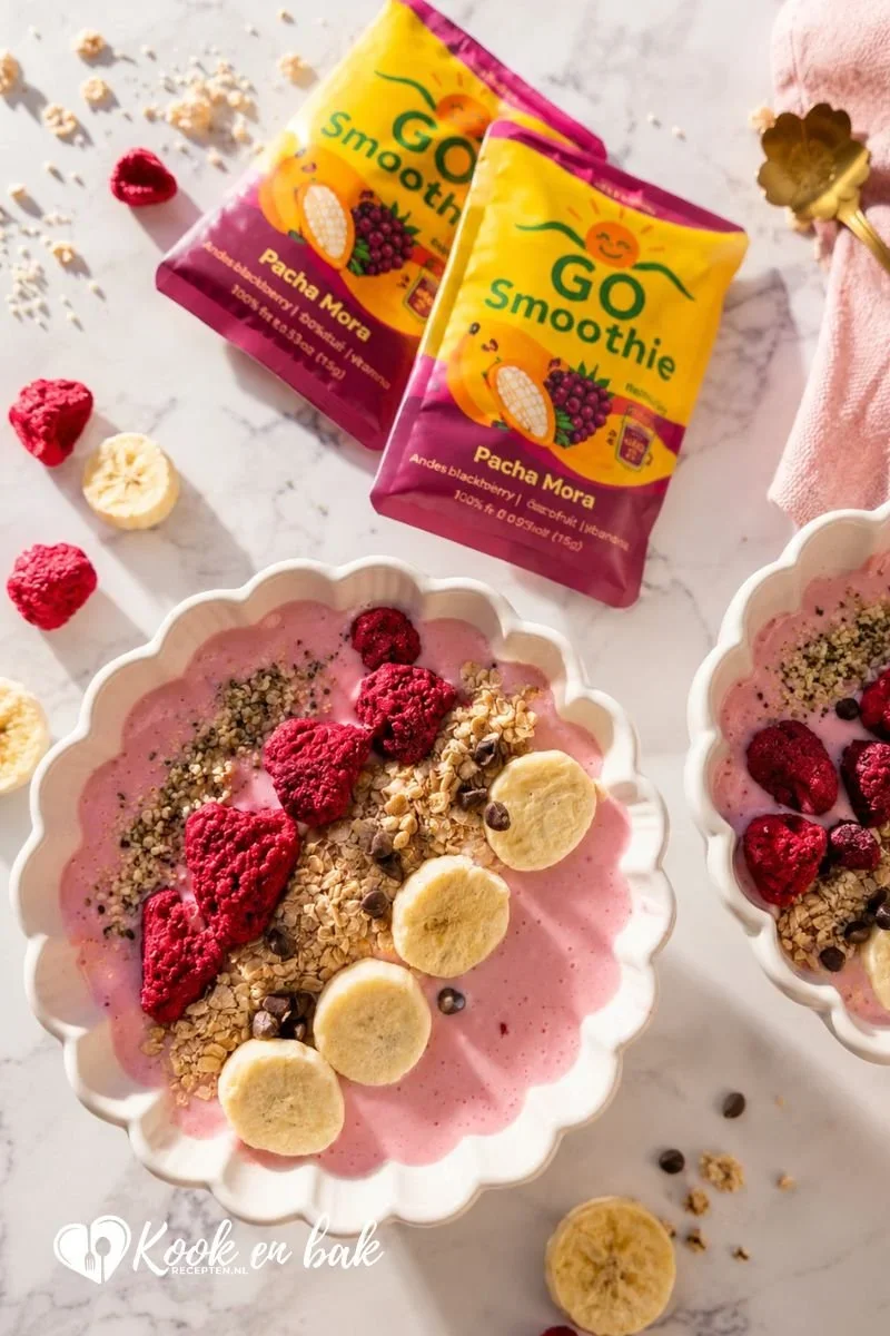 Smoothiebowl met kwark en Pacha Mora www.kookenbakrecepten.nl